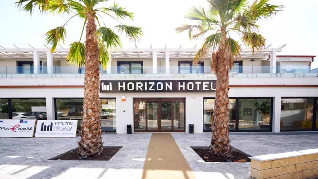 Horizon Hotel Badesi Exterior photo